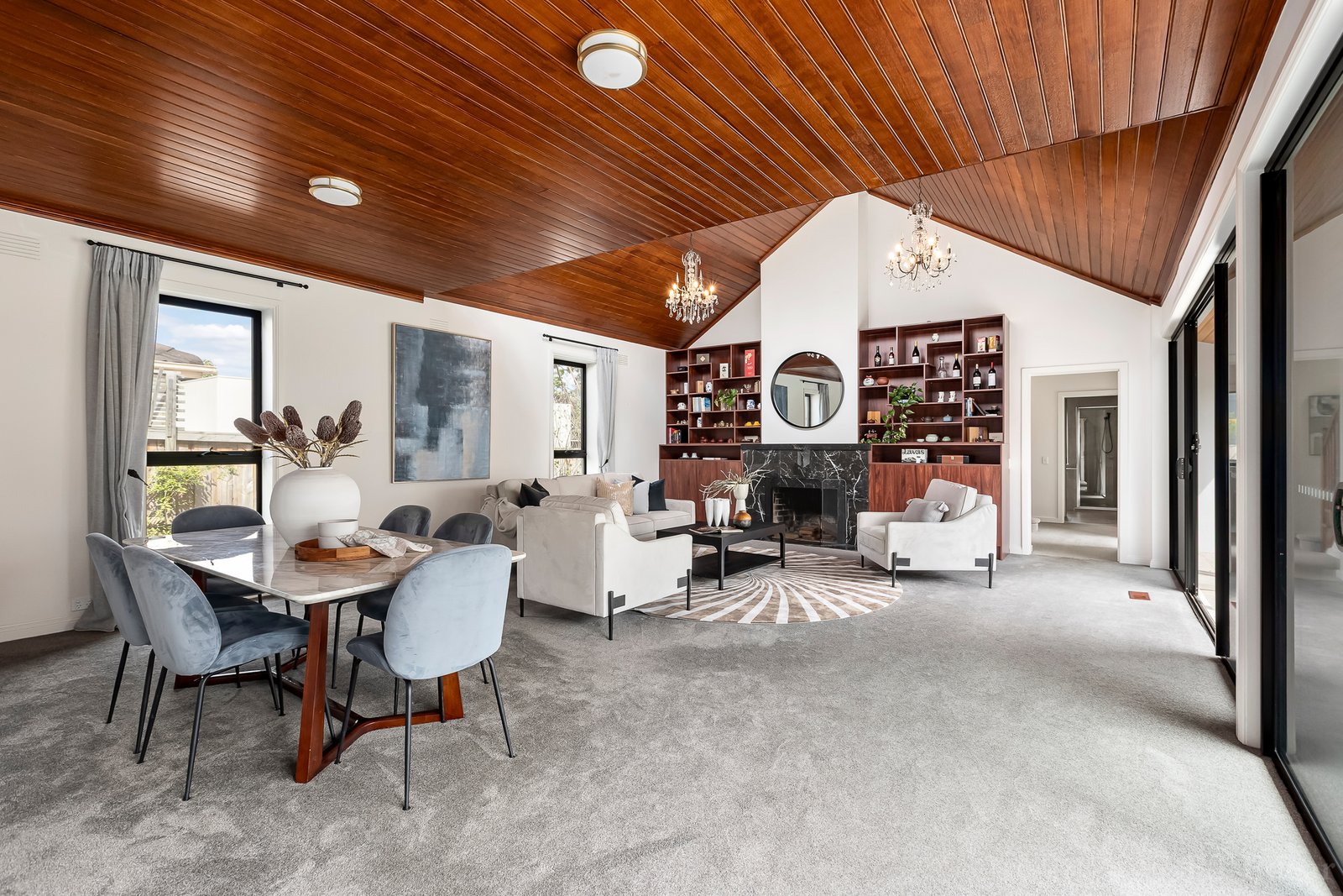 Real Estate and Property in 10 Myrniong Grove, Hawthorn East, VIC