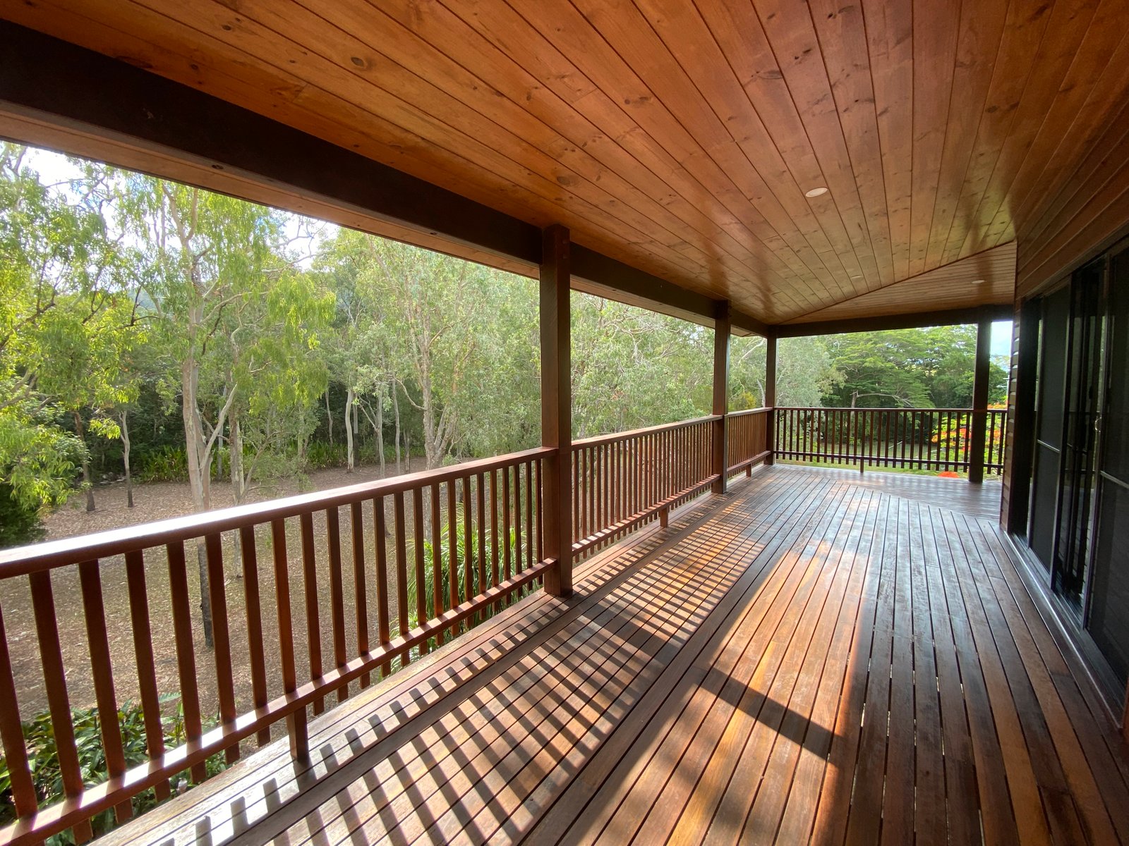 10 Namanula Drive FLAMETREE 7