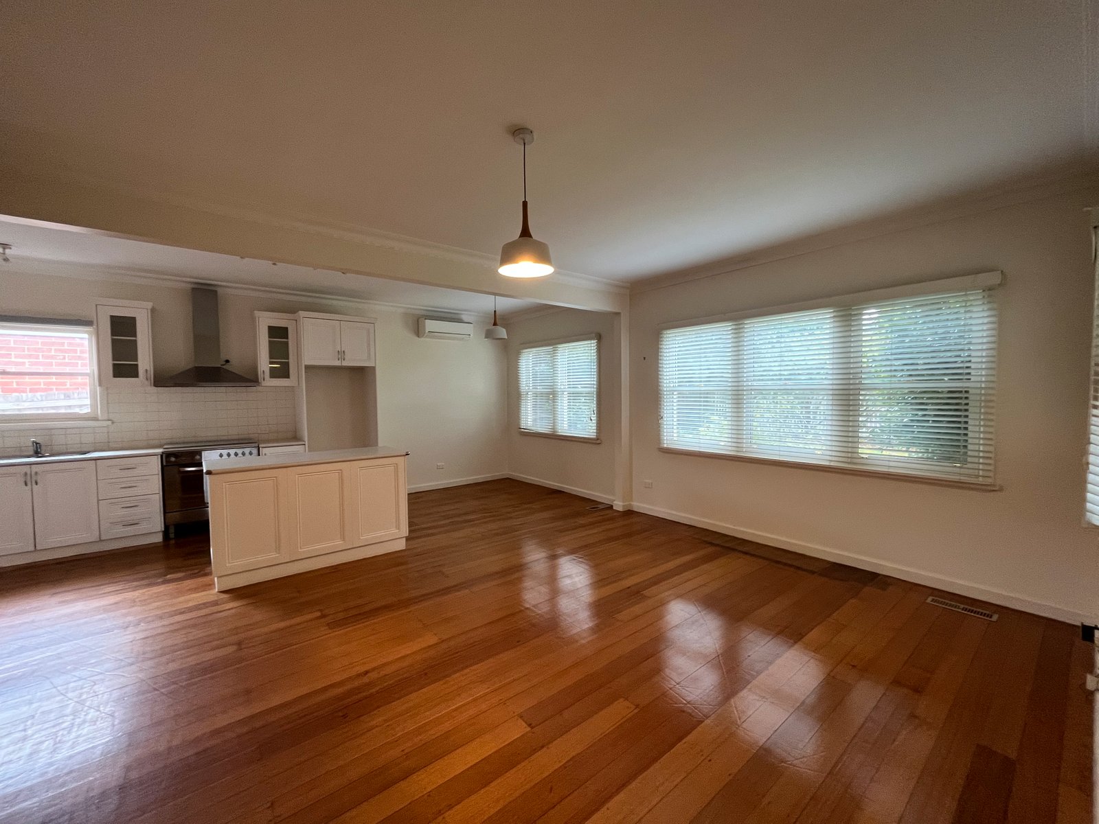Gallery: 10 Neiley Street