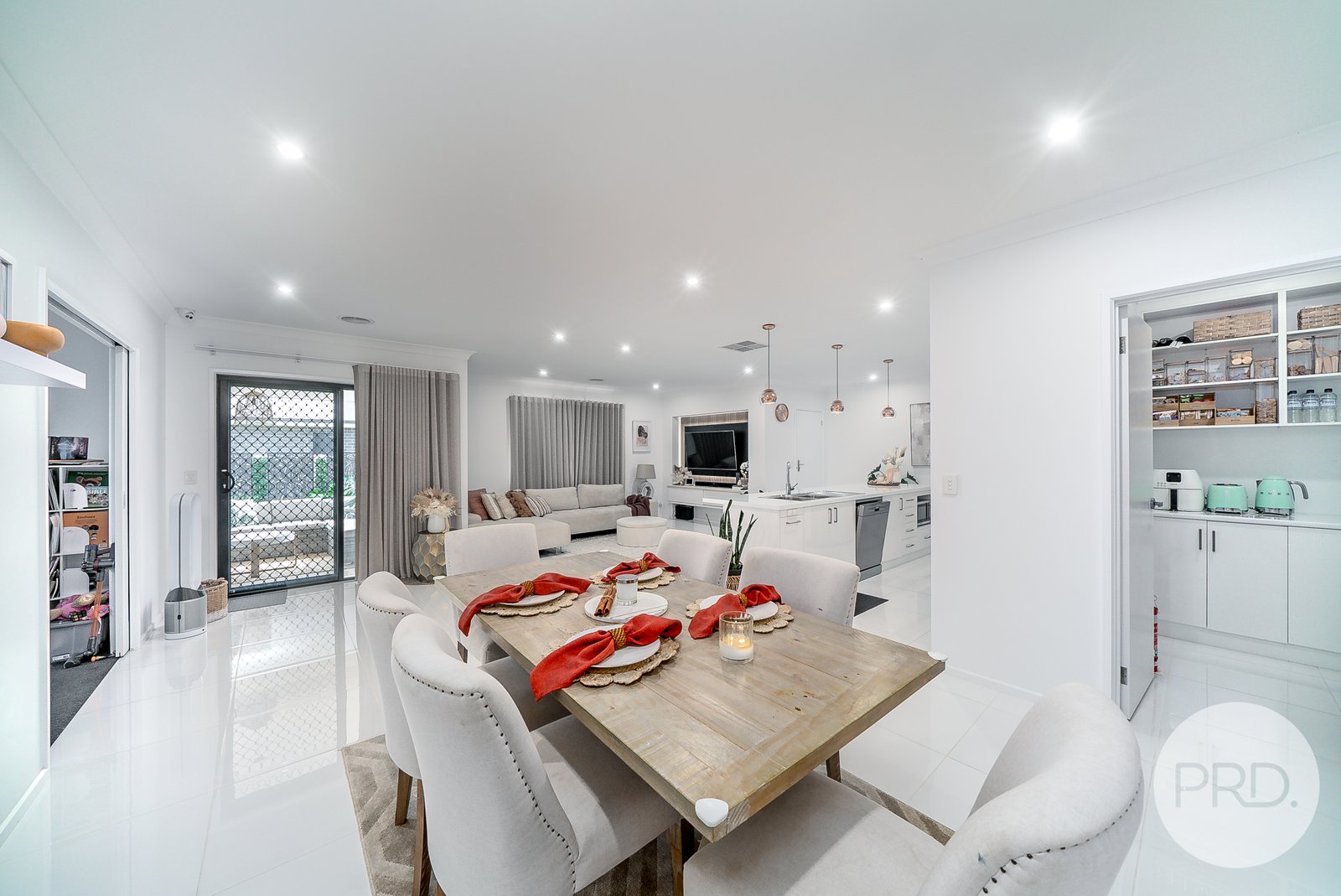 10 Nellywanna Street GOBBAGOMBALIN 3