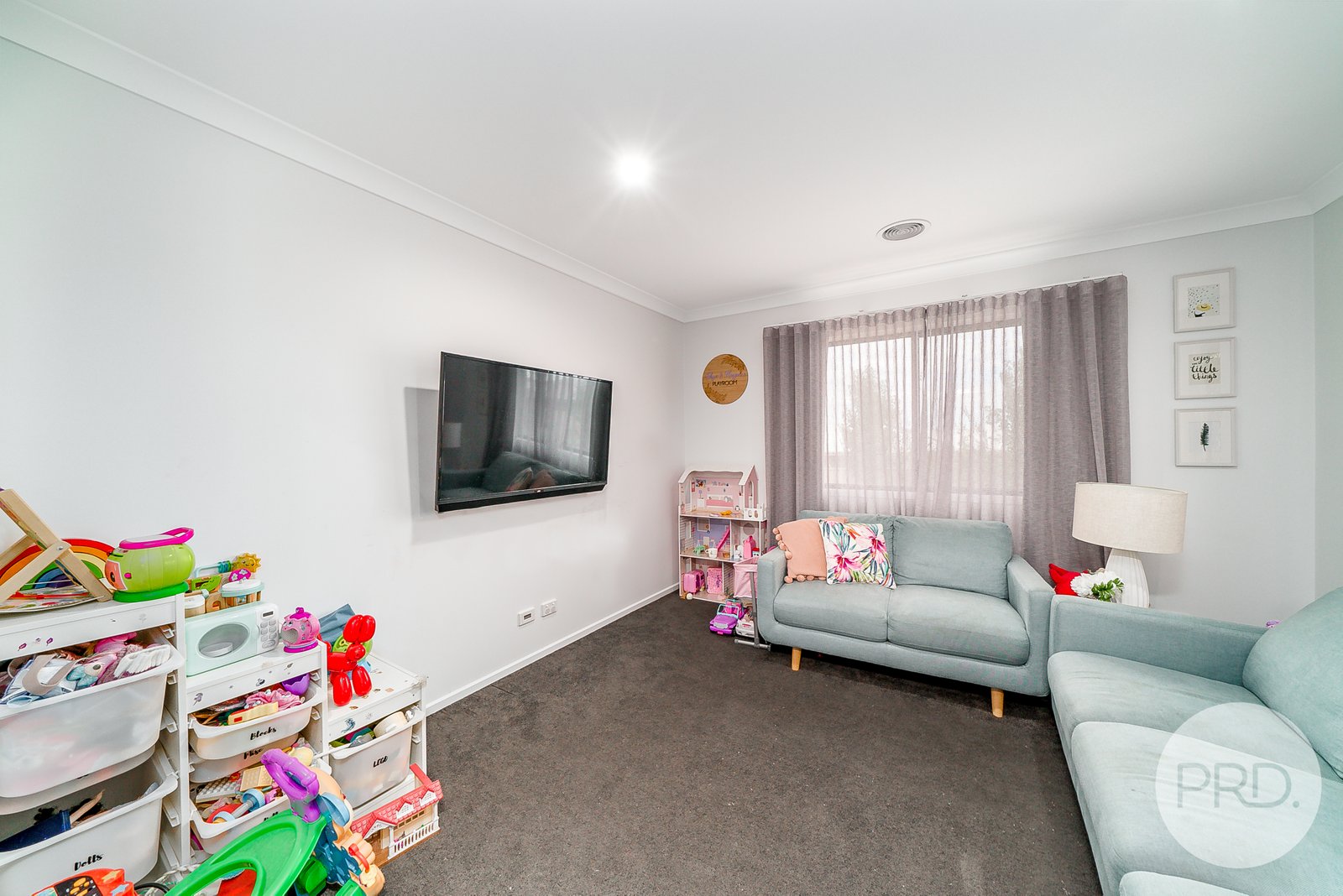 10 Nellywanna Street GOBBAGOMBALIN 9