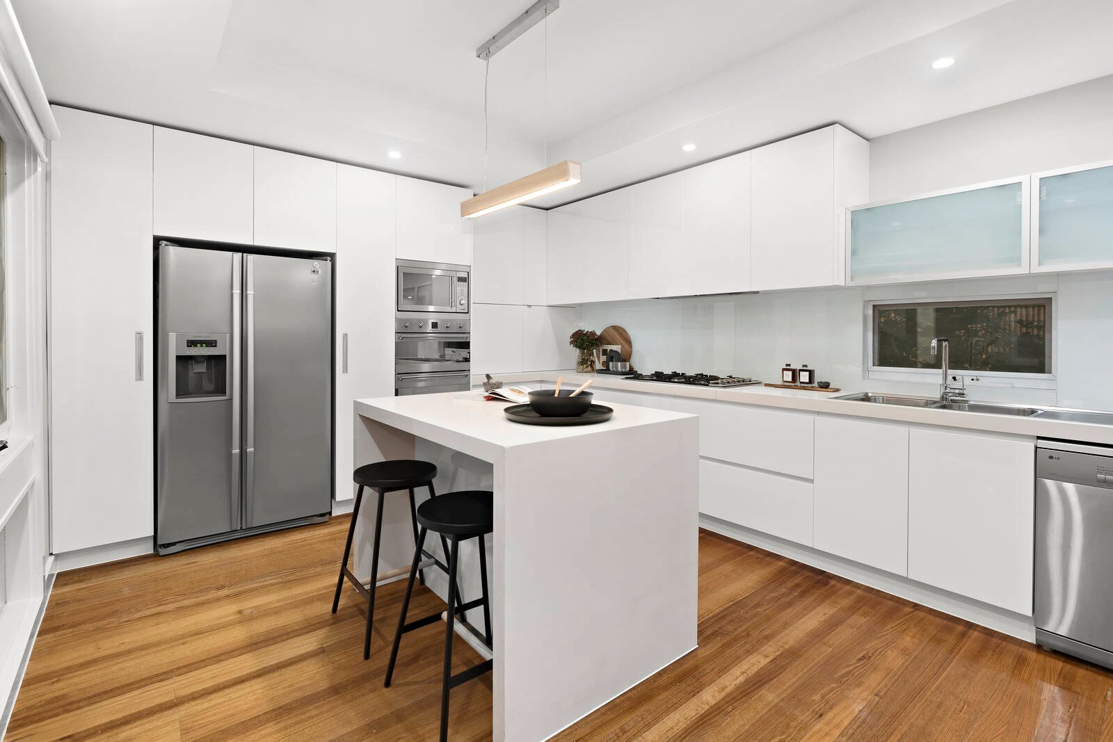 Real Estate and Property in 10 Nestor Avenue, Templestowe Lower, VIC