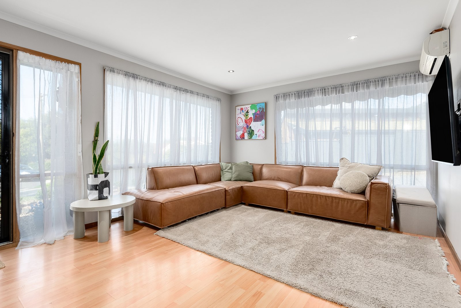 Gallery: 10 Niblett Court