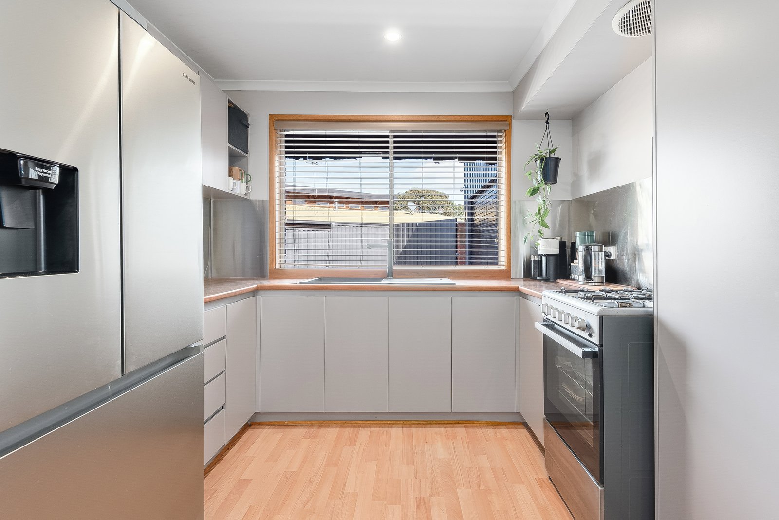 Gallery: 10 Niblett Court