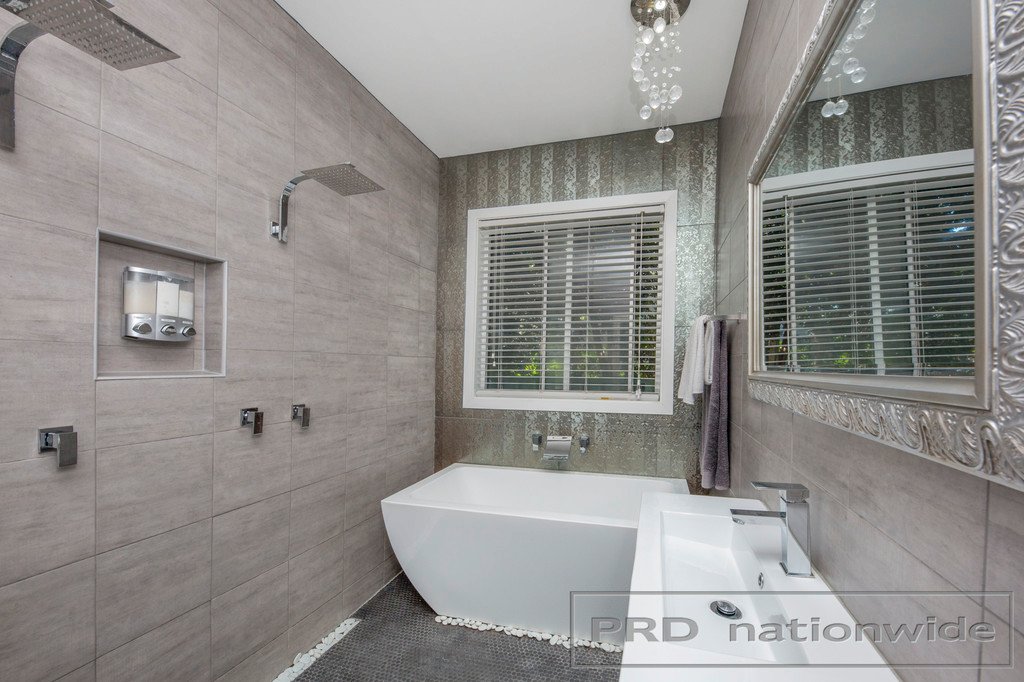 10 Nichols Street LORN 6