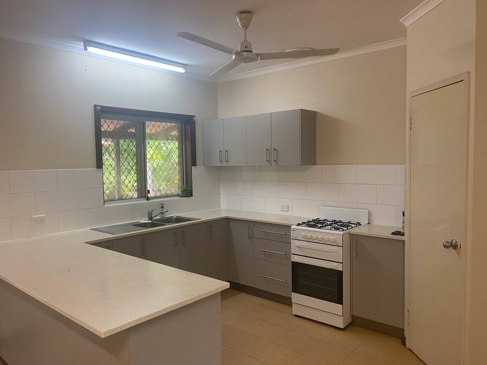 10 Nightingall Drive CABLE BEACH 1