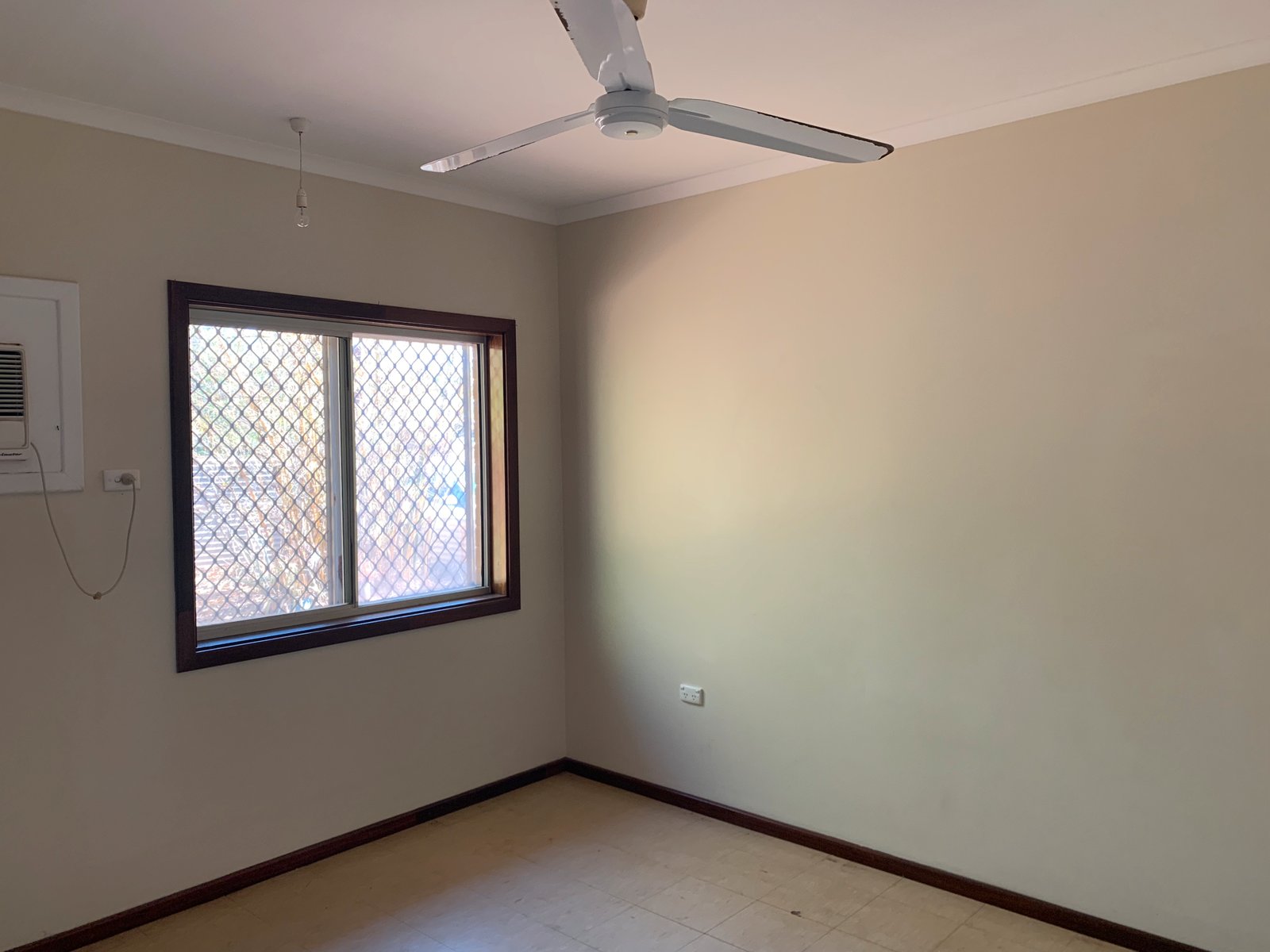 10 Nightingall Drive CABLE BEACH 8