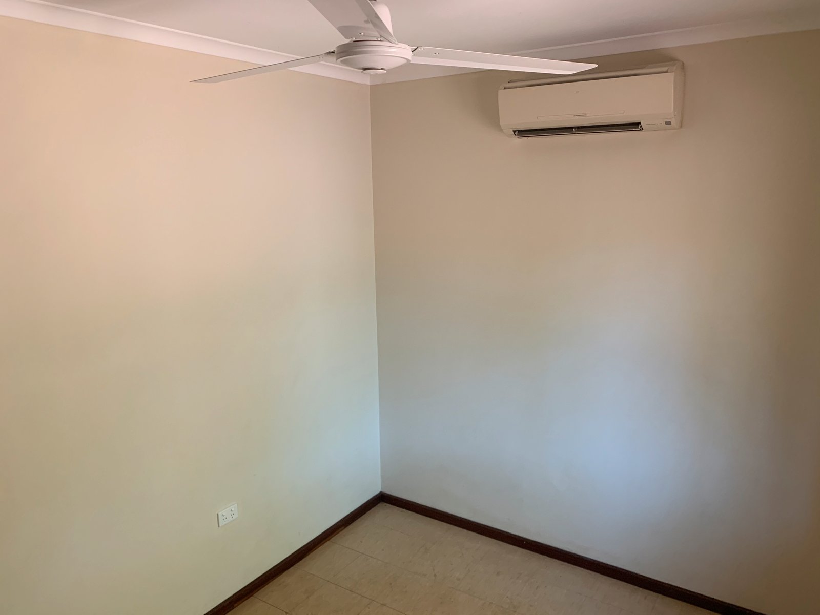 10 Nightingall Drive CABLE BEACH 13