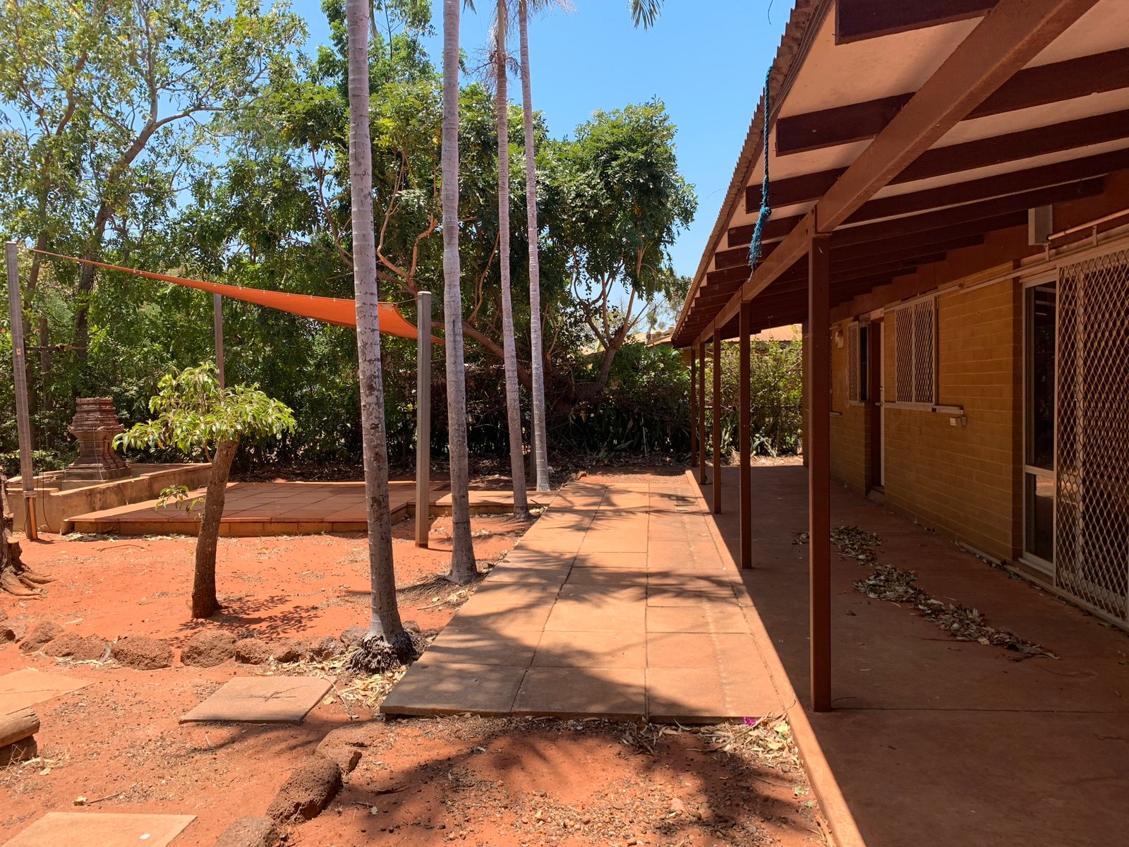 10 Nightingall Drive CABLE BEACH 19