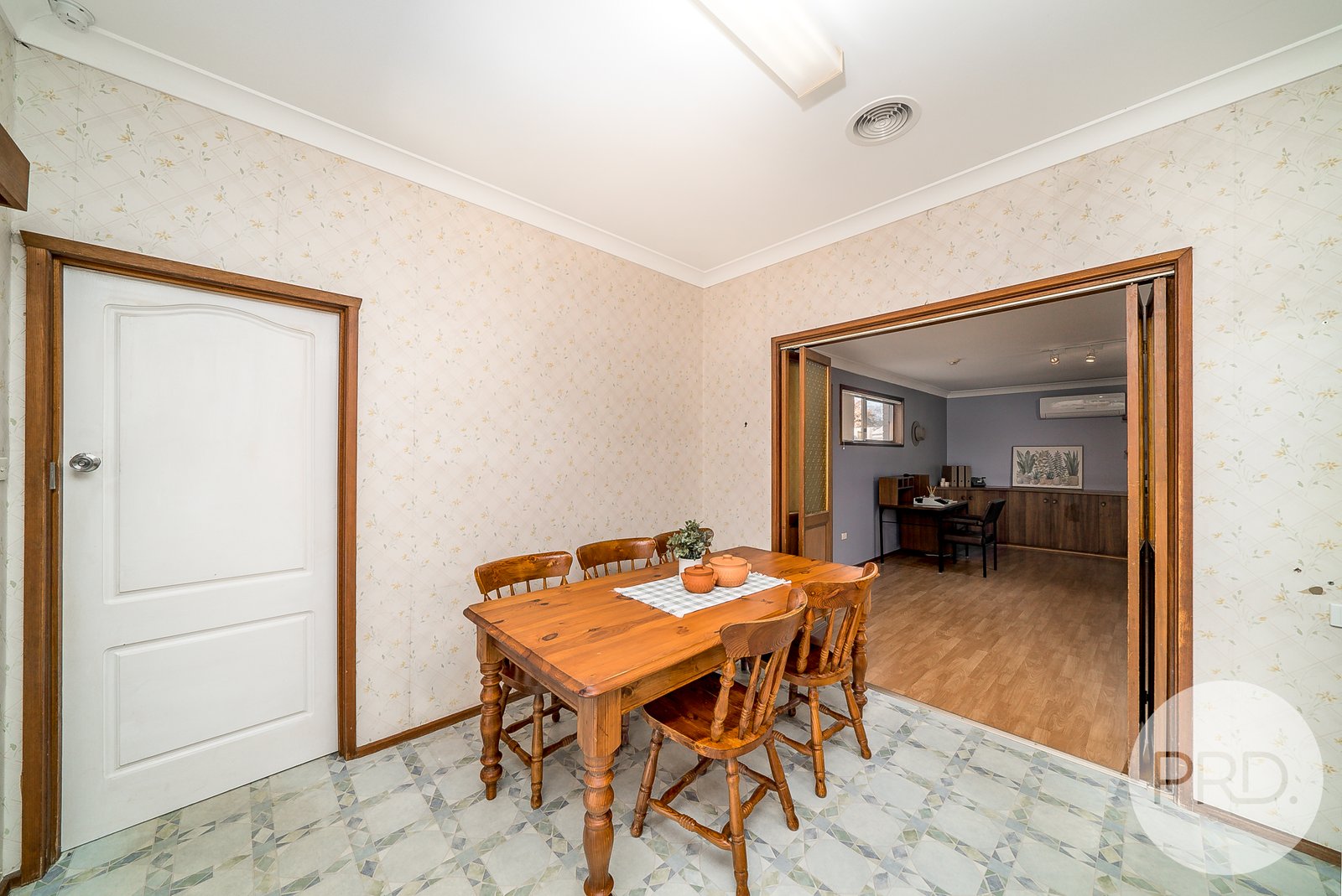 10 Norfolk Avenue LAKE ALBERT 6