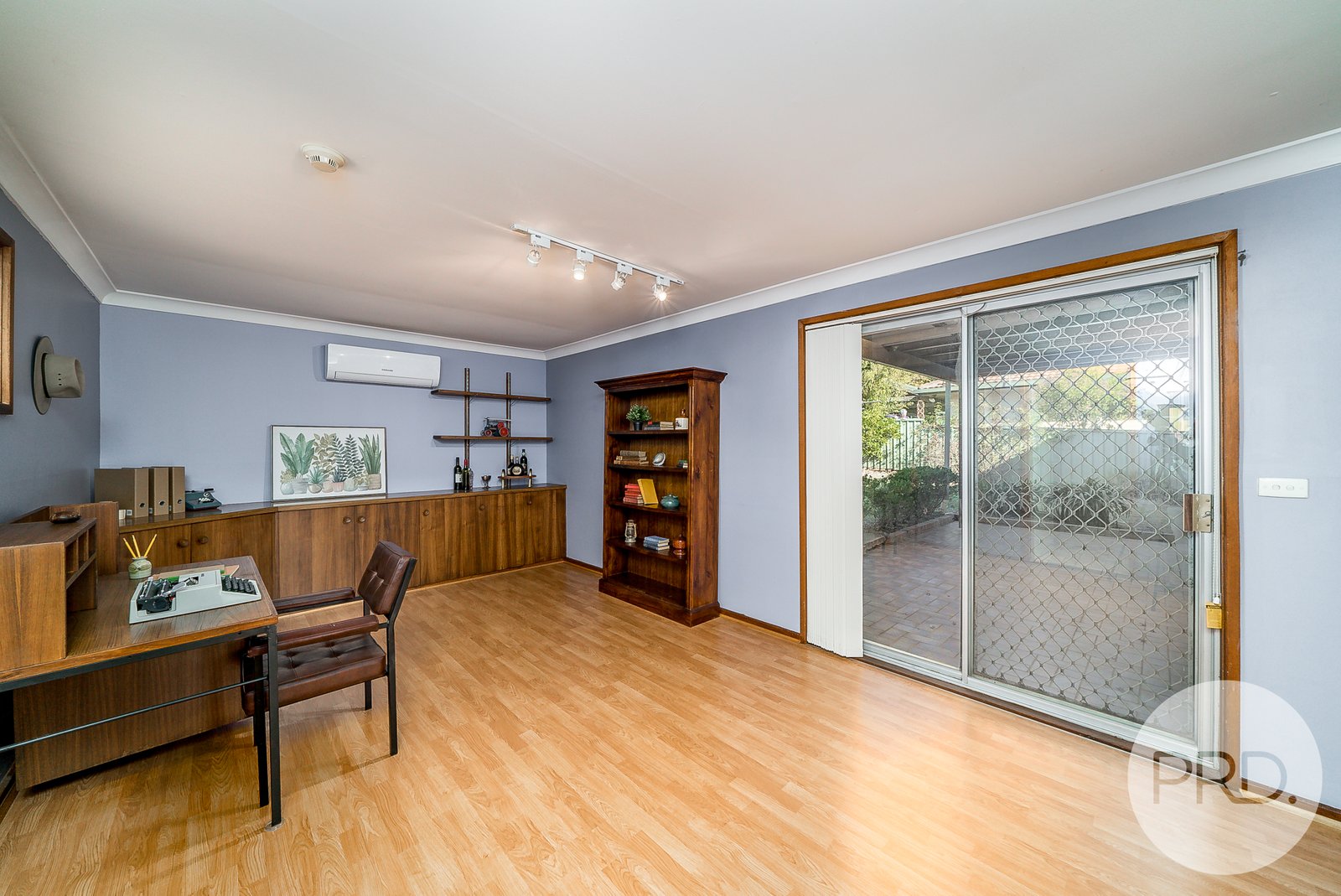 10 Norfolk Avenue LAKE ALBERT 8