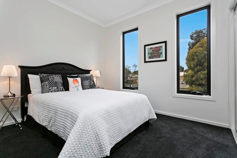 10 Norfolk Street NORTH BENDIGO 11