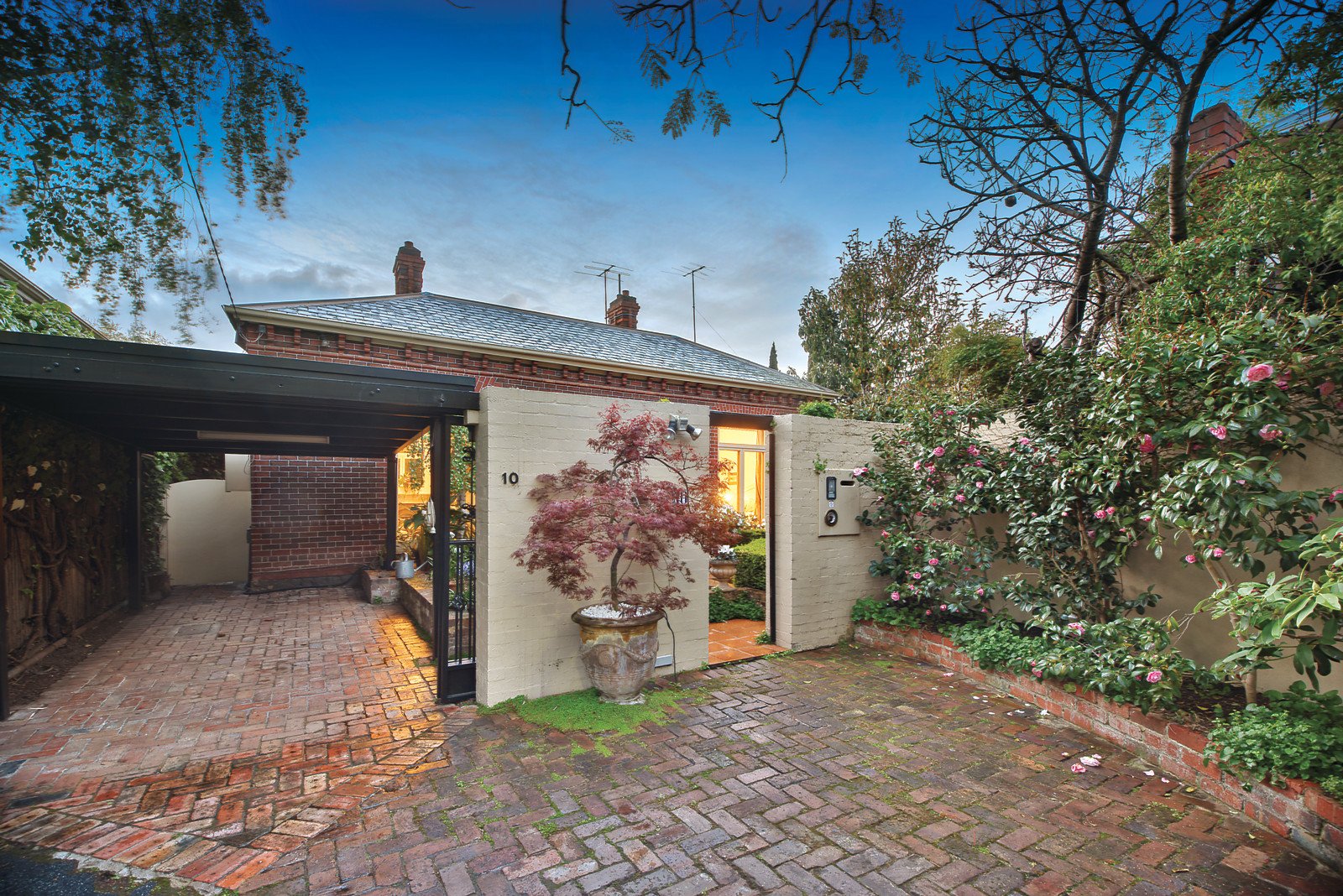 10 Norman Avenue, South Yarra, VIC