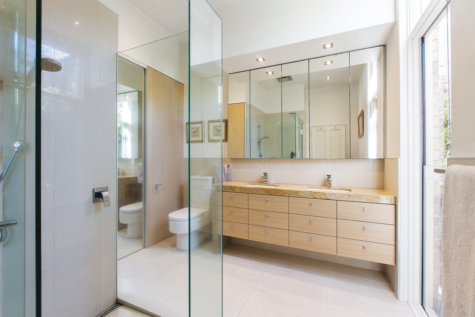 10 Norman Avenue, South Yarra, VIC