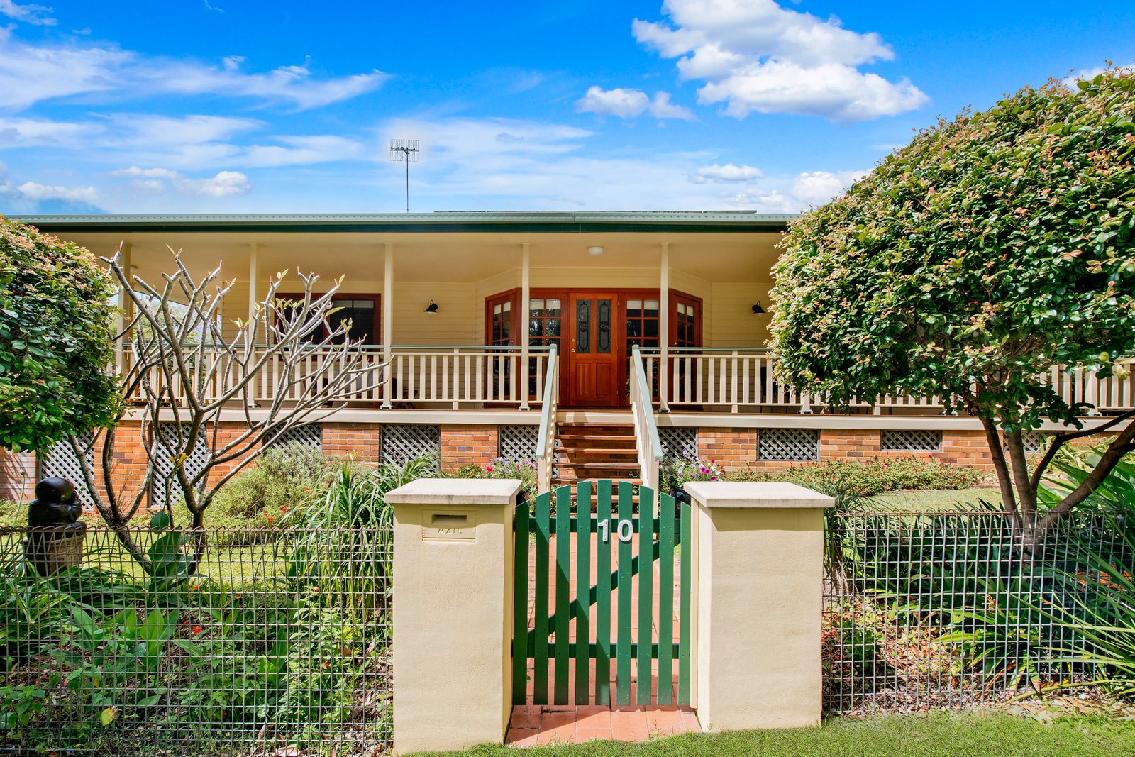 10 Norman Street LAURIETON 11