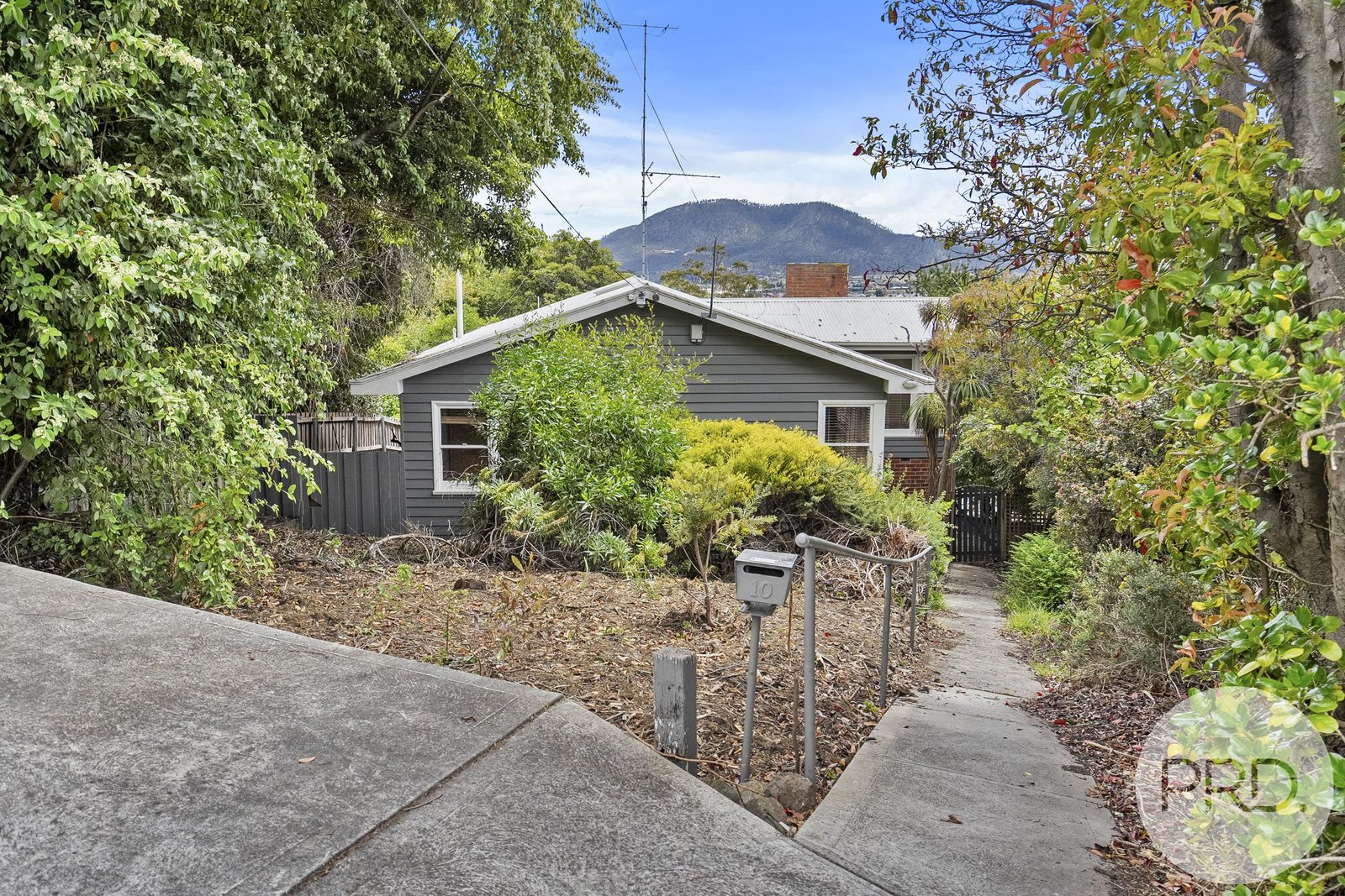 10 Northcote Road MOONAH 27