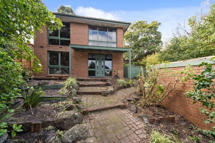 Gallery: 10 Nurla Court