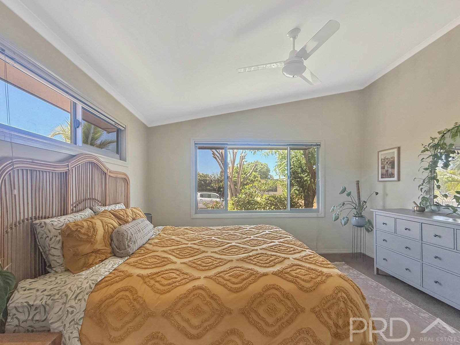 10 Nyumari Street BAYNTON 9