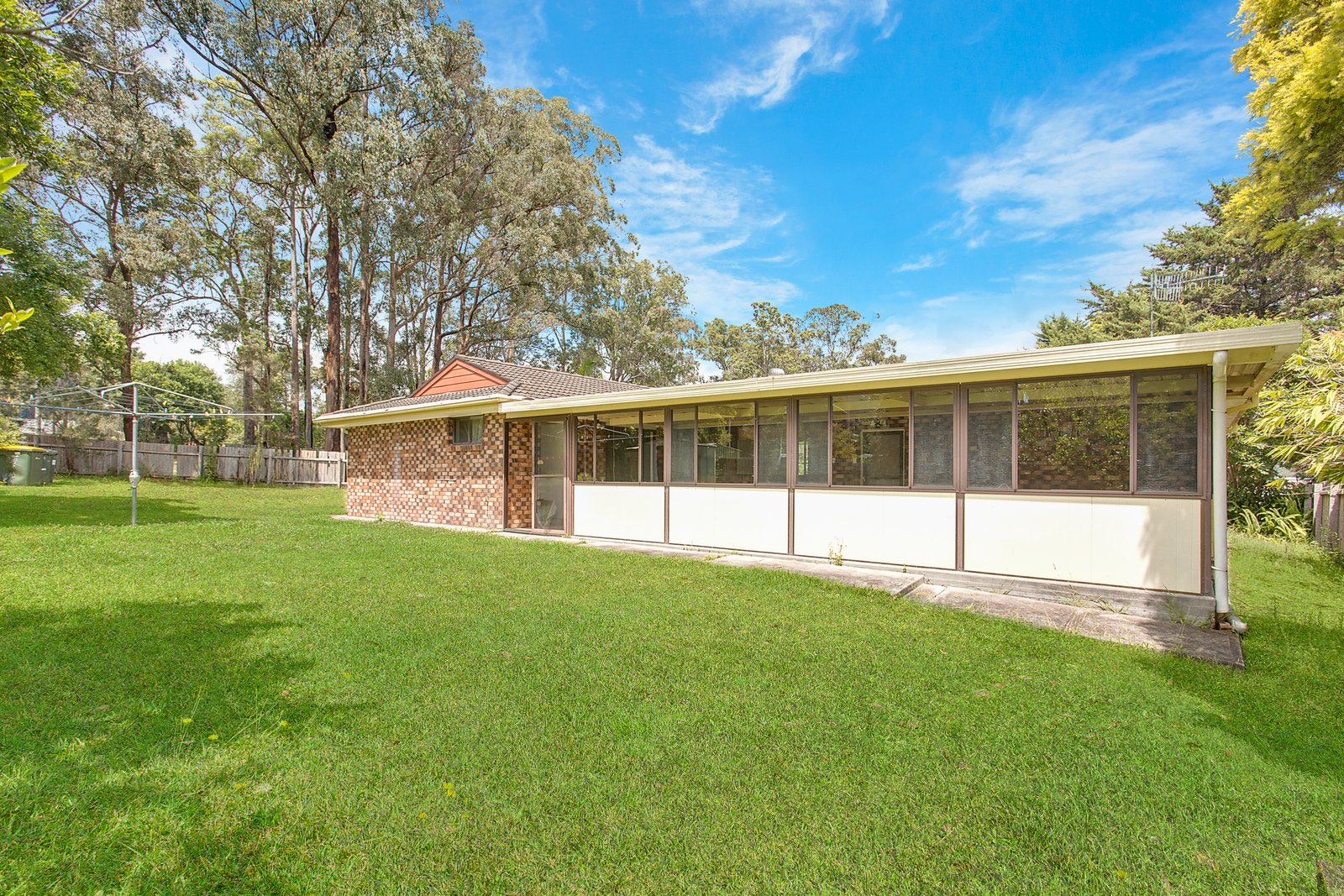 10 Oak Close LAKEWOOD 13