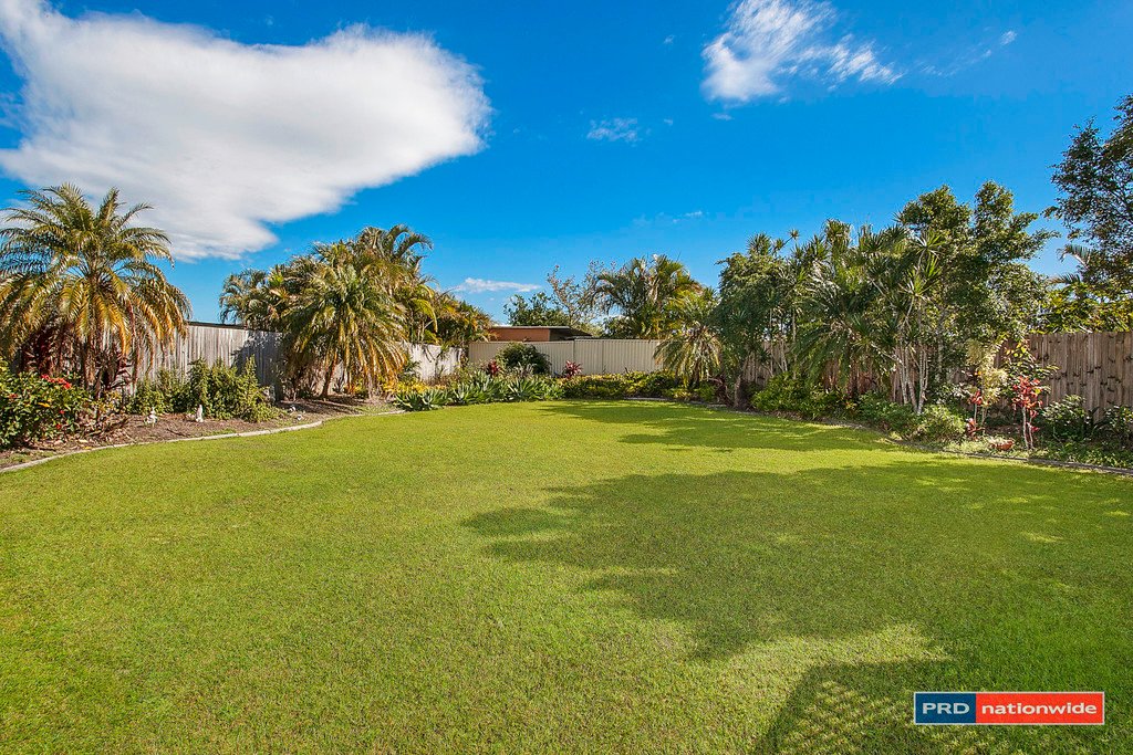 10 Oakland Court BURLEIGH WATERS 13