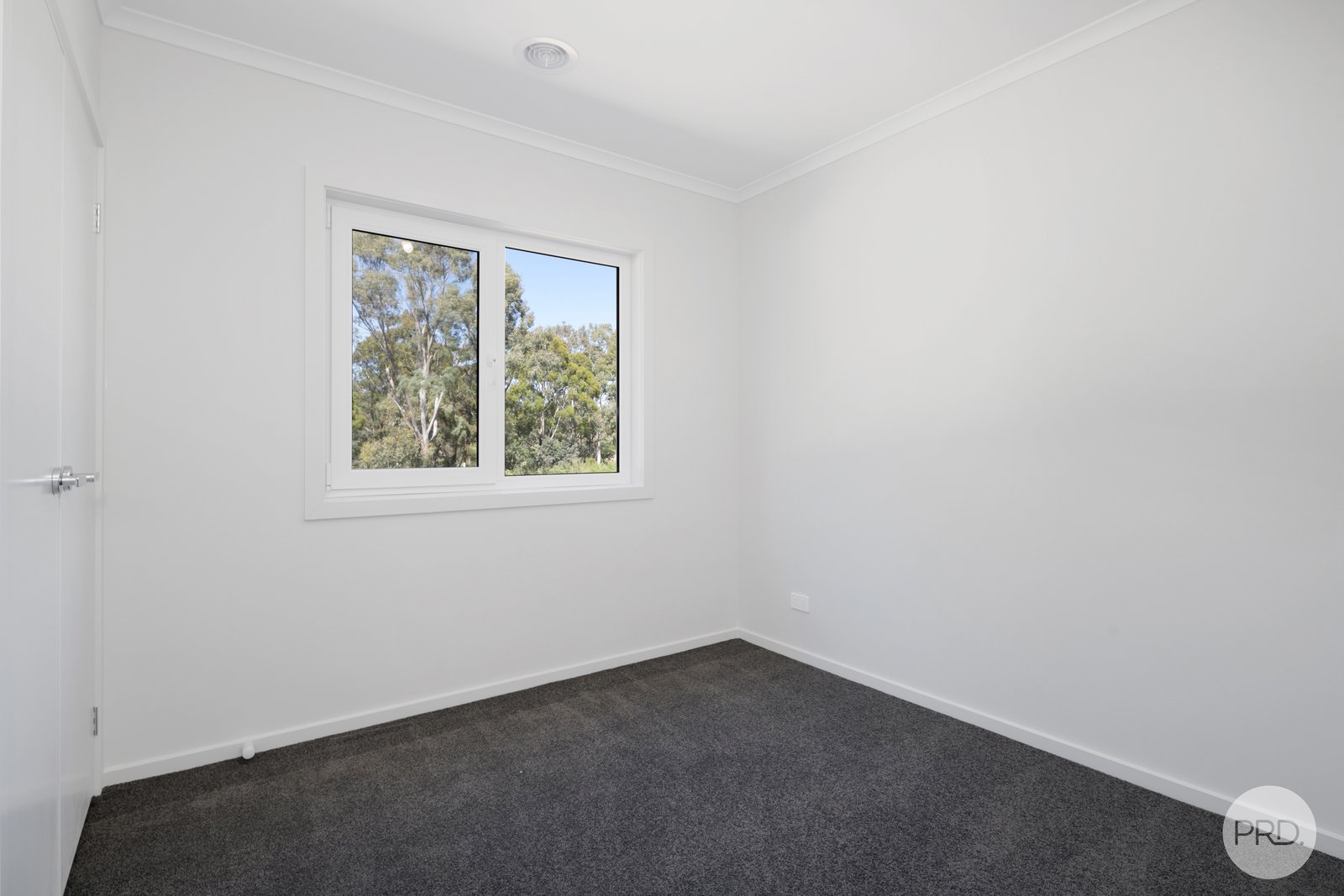 10 Oaktree Lane CRESWICK 7