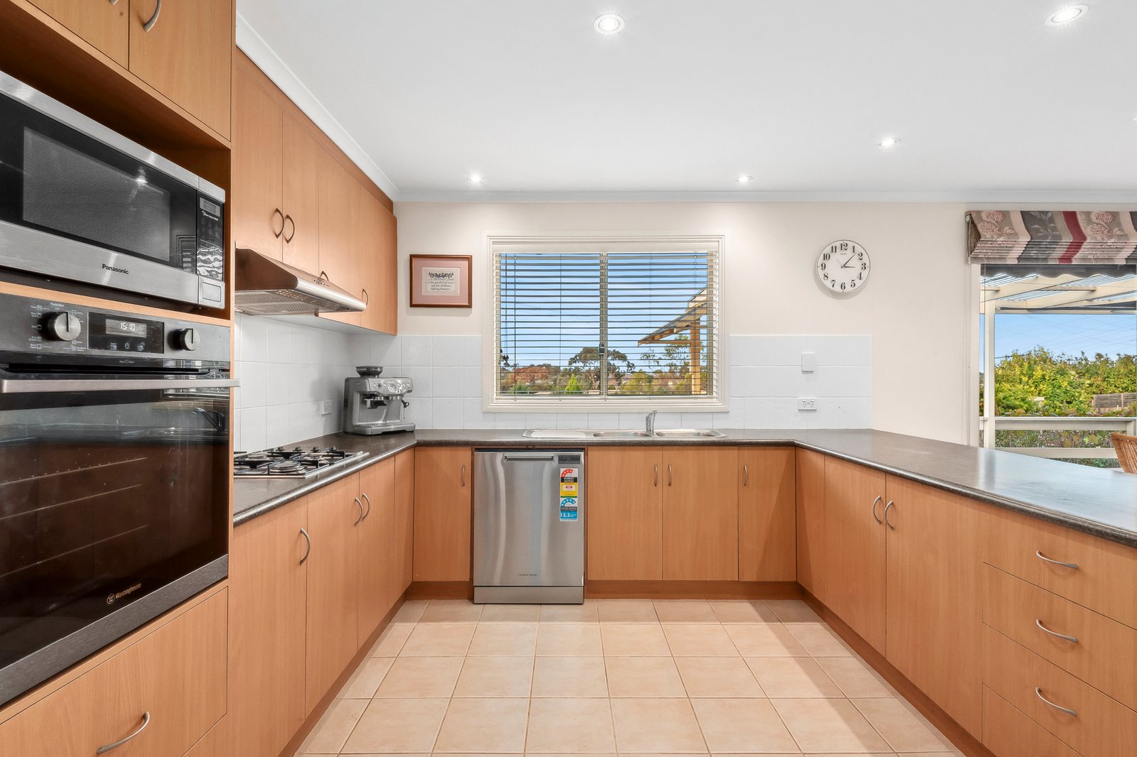 Gallery: 10 Oakview Court