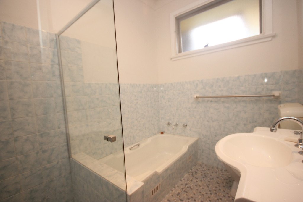 10 Oldham Crescent DOLLS POINT 5