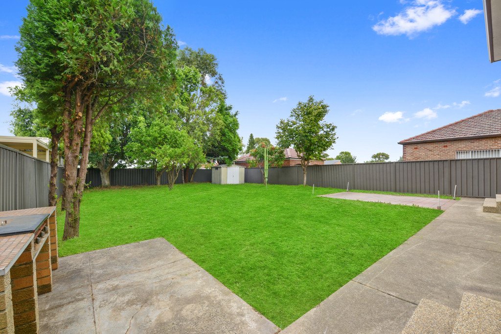 10 Olive Street KINGSGROVE 13
