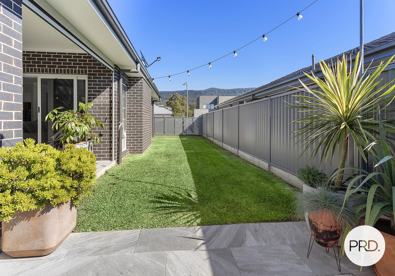 10 Omaroo Place HORSLEY 14