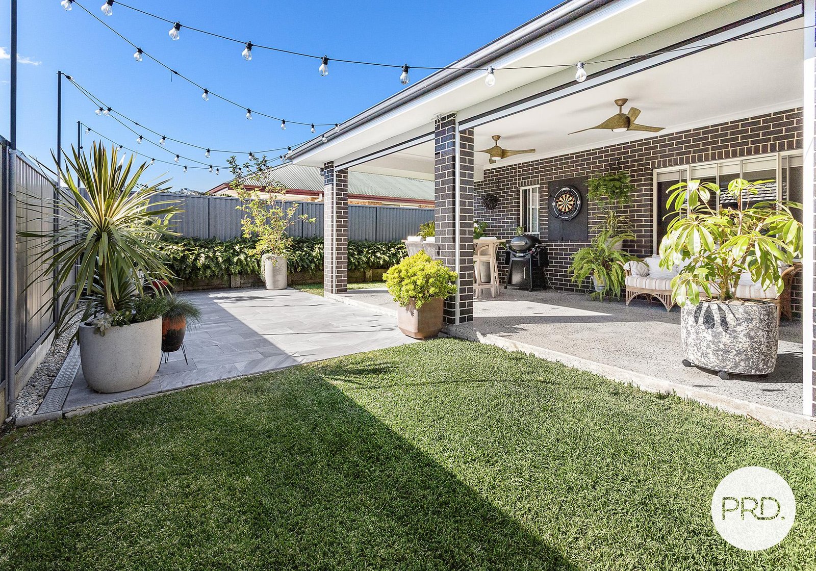 10 Omaroo Place HORSLEY 15