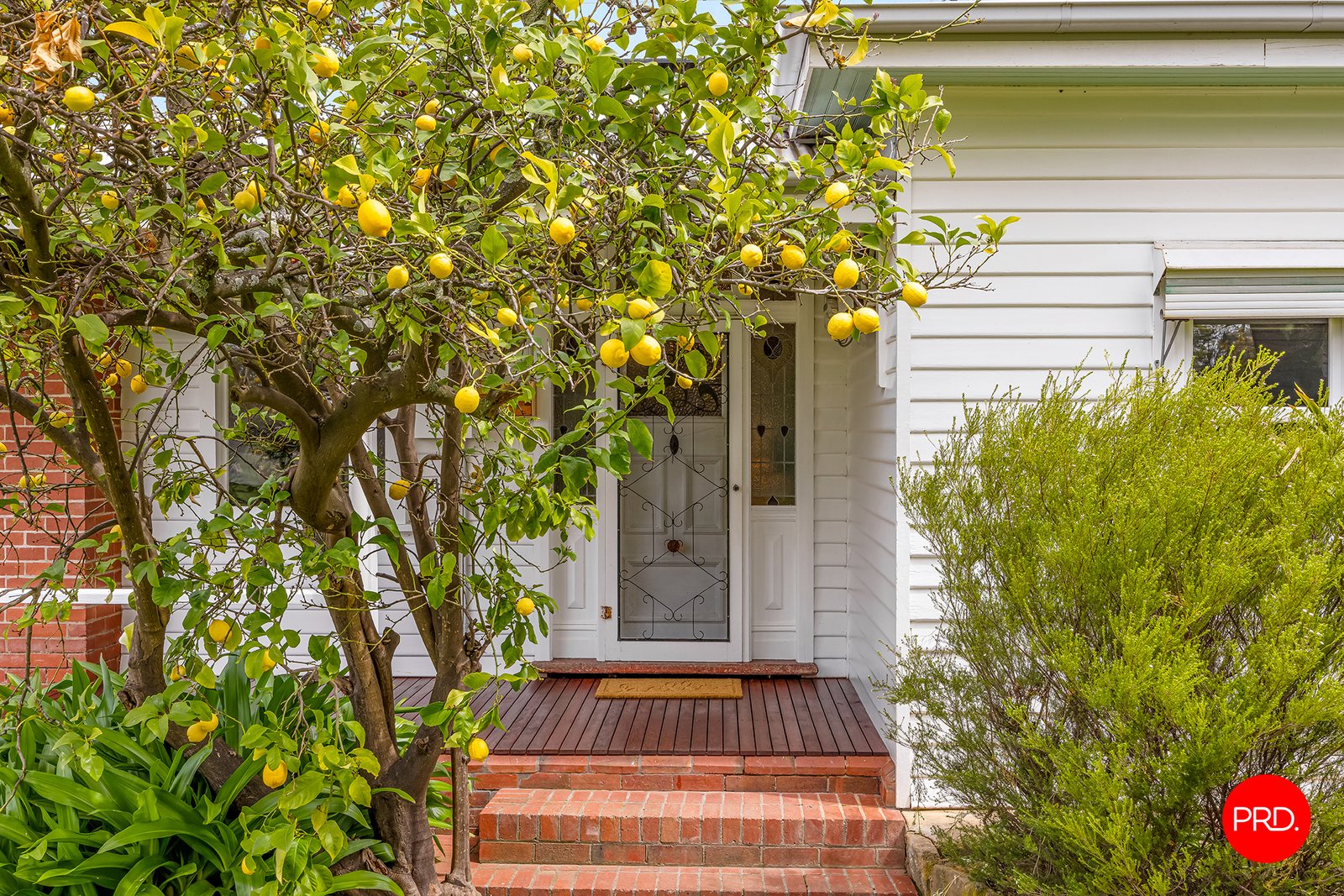 10 Ontario Lodge Lane SUTTON GRANGE 2