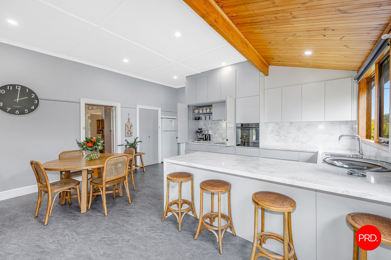 10 Ontario Lodge Lane SUTTON GRANGE 6