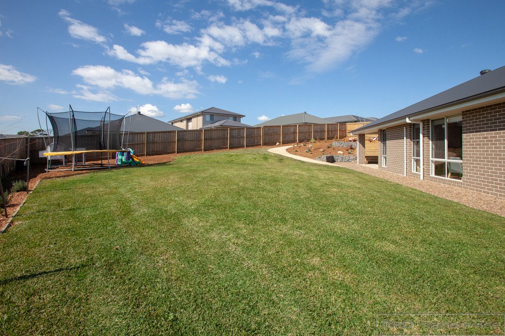 10 Orchard Close GILLIESTON HEIGHTS 17