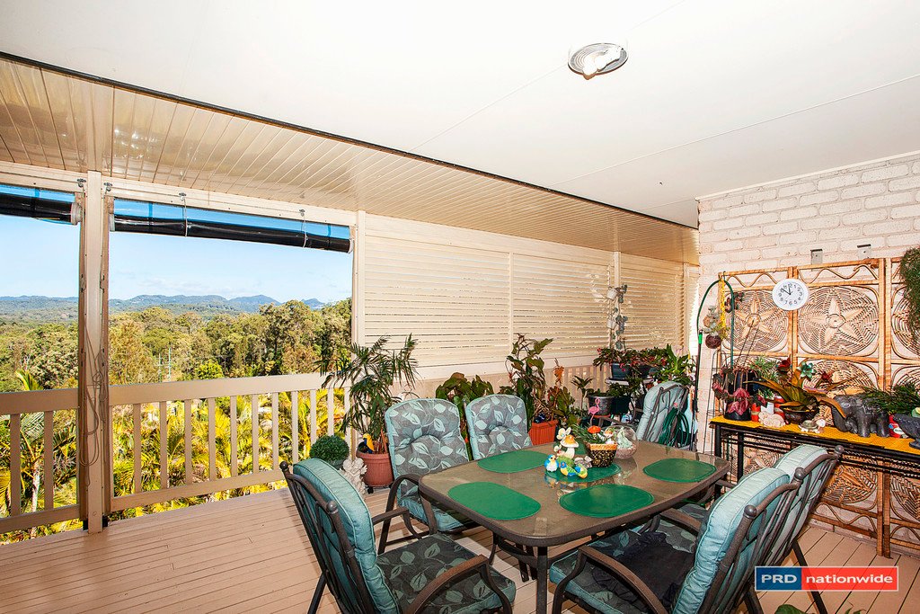 10 Orchna Street BURLEIGH HEADS 9