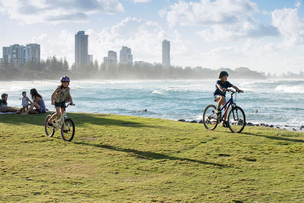 10 Orchna Street BURLEIGH HEADS 21