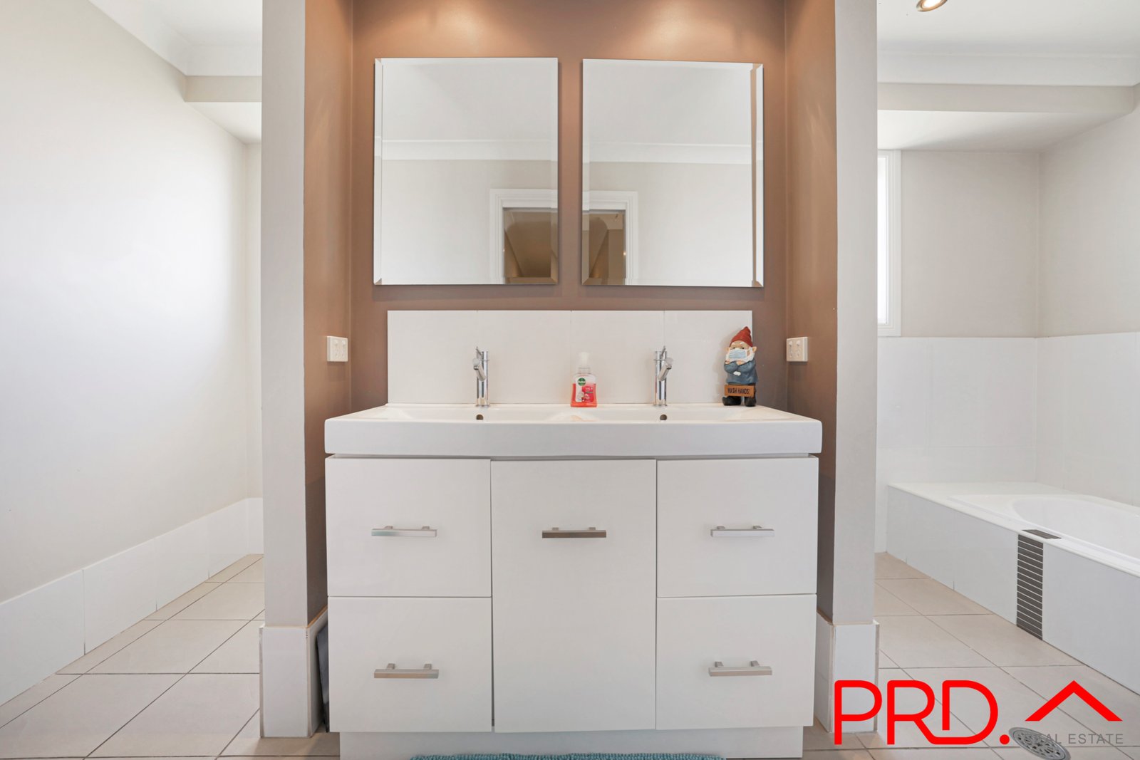 10 Orley Drive TAMWORTH 9