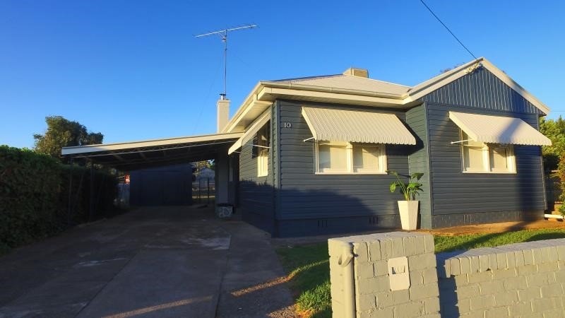10 Oxley Street TAMWORTH 1