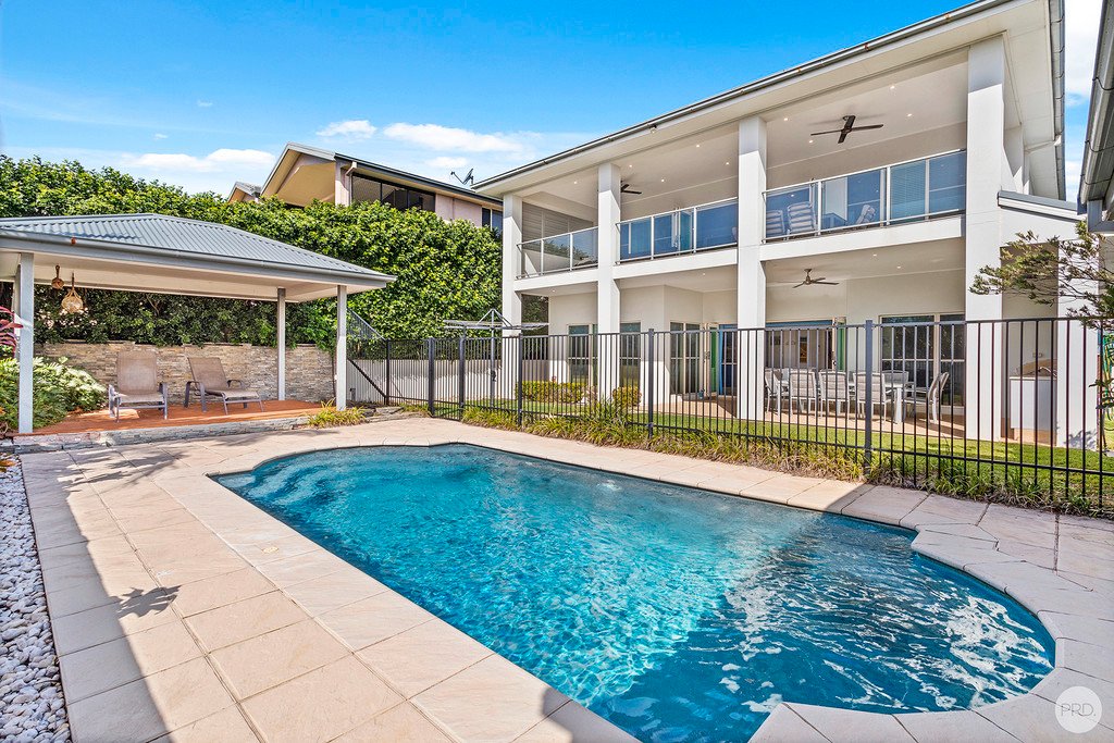 10 Pacific Drive FINGAL BAY 2