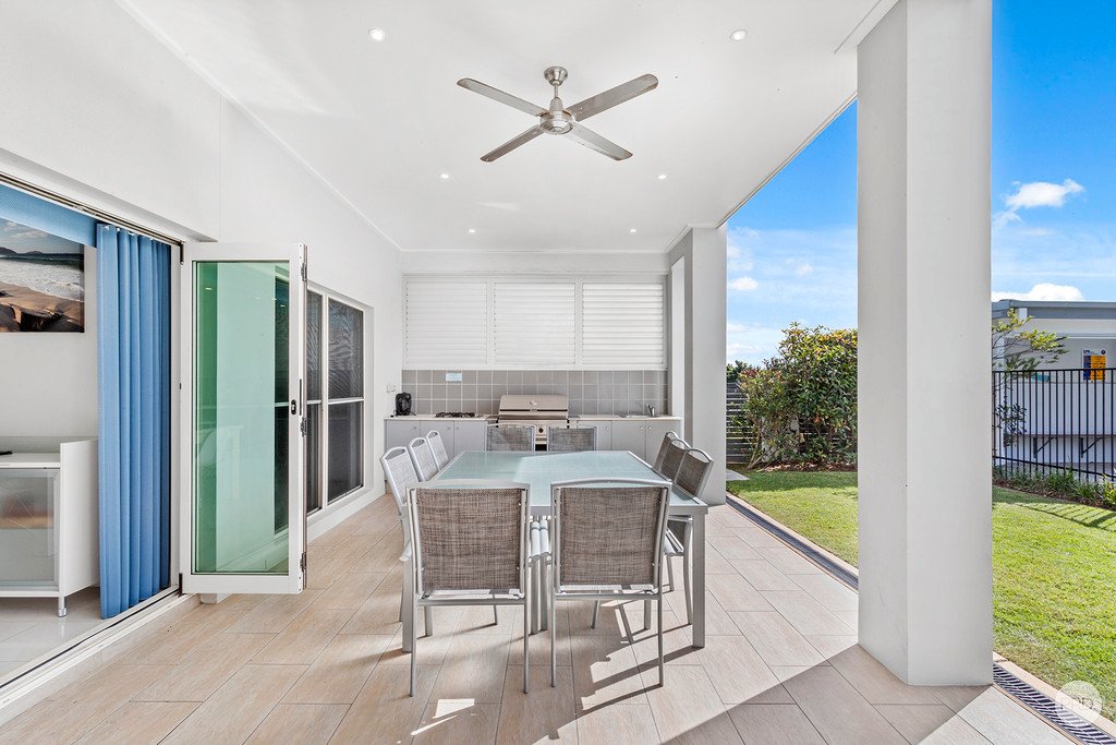 10 Pacific Drive FINGAL BAY 12