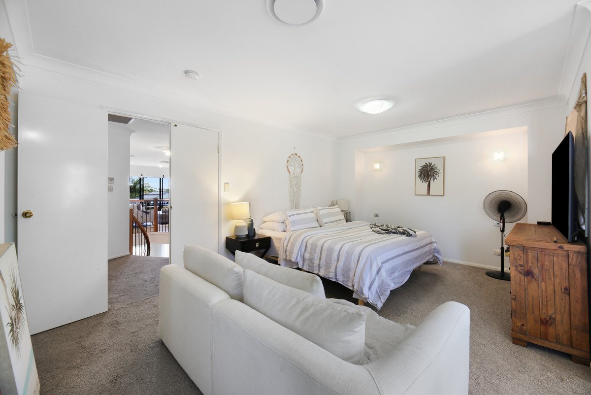 10 Palma Crescent Varsity Lakes 12