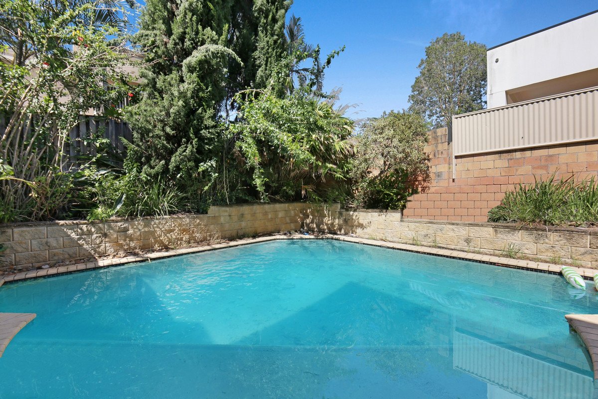 10 Palma Crescent Varsity Lakes 17