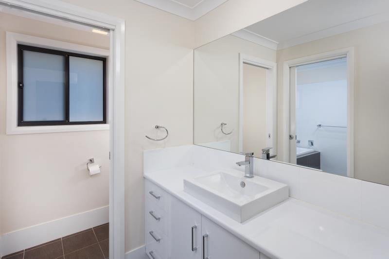 10 Paperbark Drive FOREST HILL 6