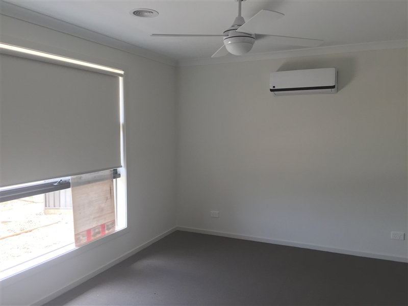 10 Parkview Boulevard HUNTLY 2