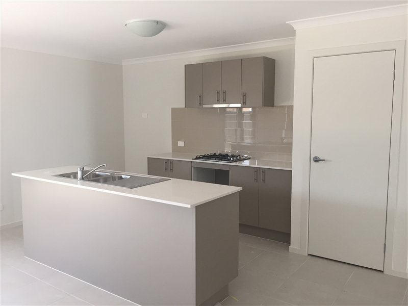 10 Parkview Boulevard HUNTLY 3