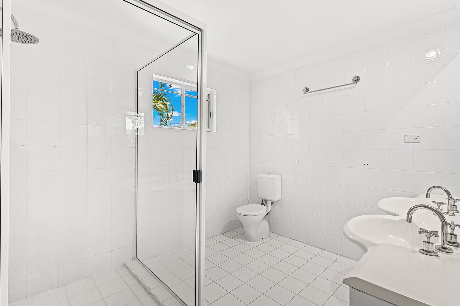 10 Passage Avenue SHUTE HARBOUR 14