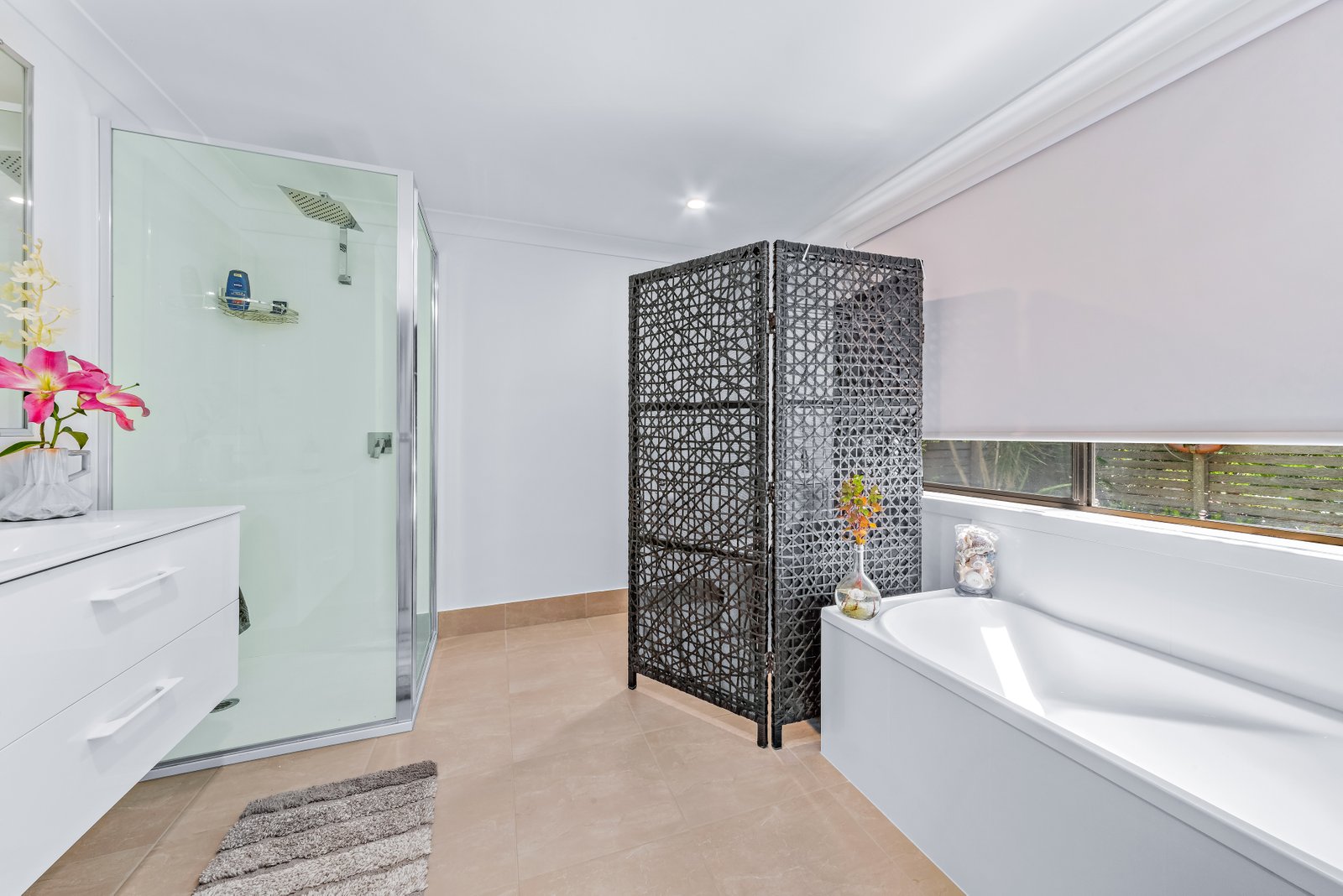 10 Passage Avenue SHUTE HARBOUR 8