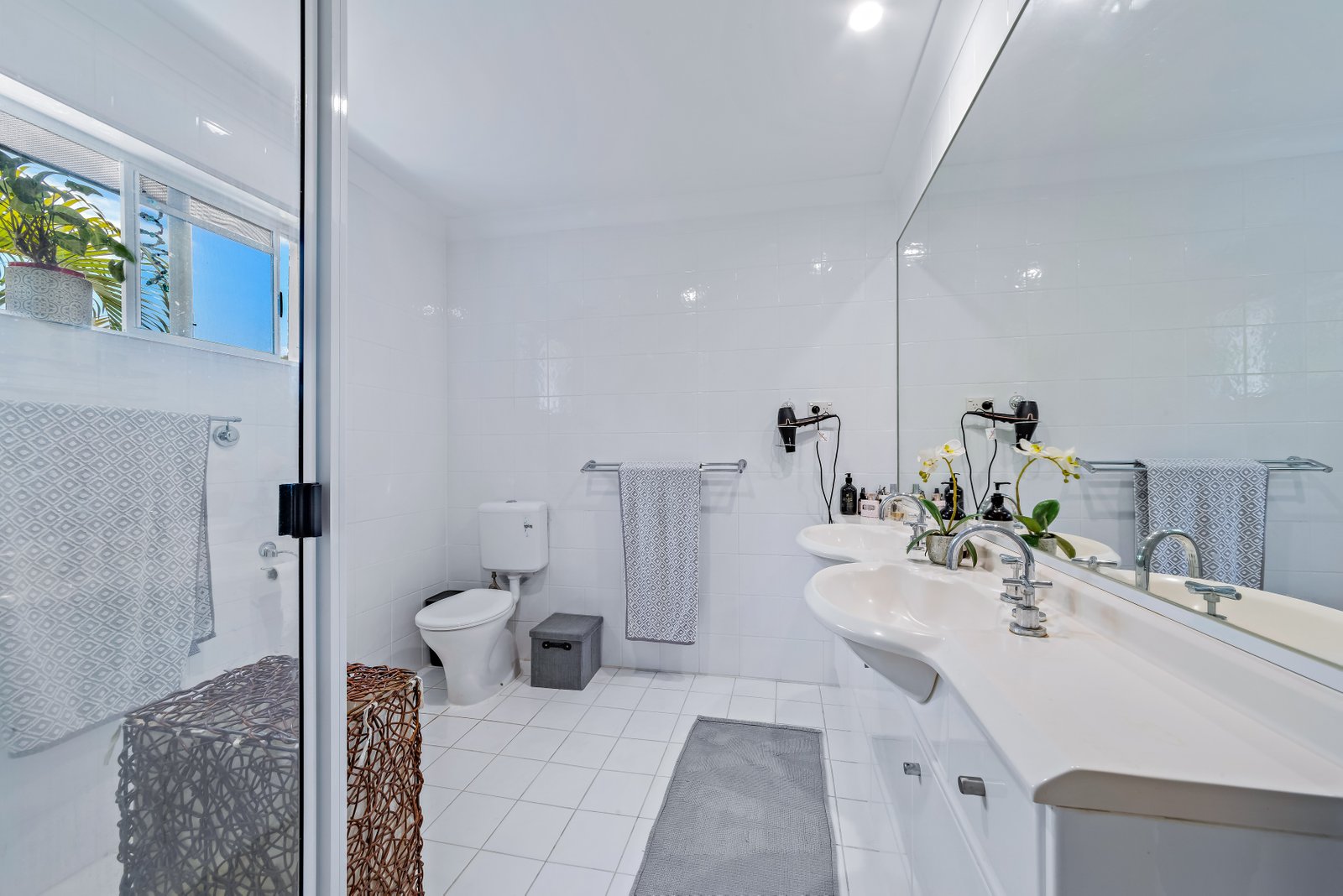 10 Passage Avenue SHUTE HARBOUR 14