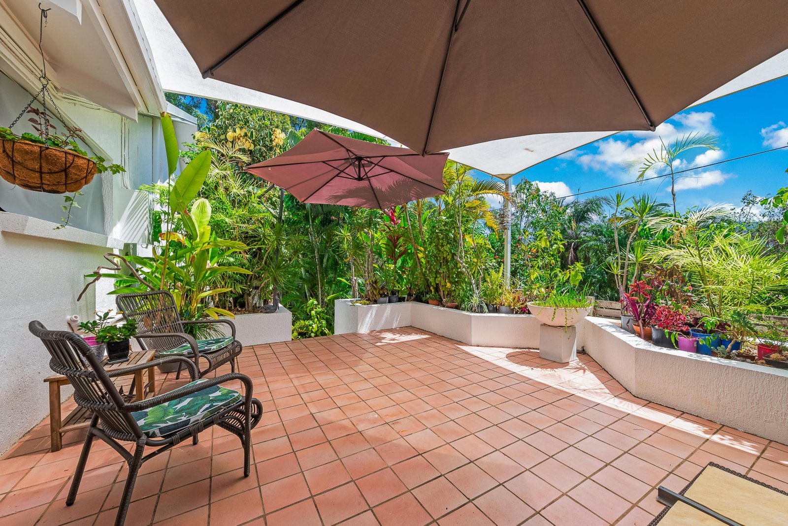 10 Passage Avenue SHUTE HARBOUR 16