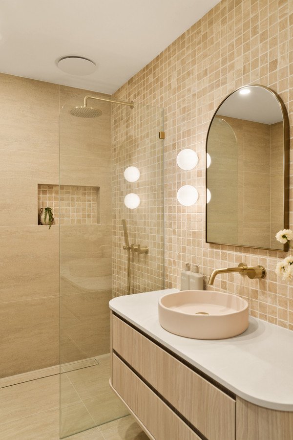 10 Paul Court Carrara 18