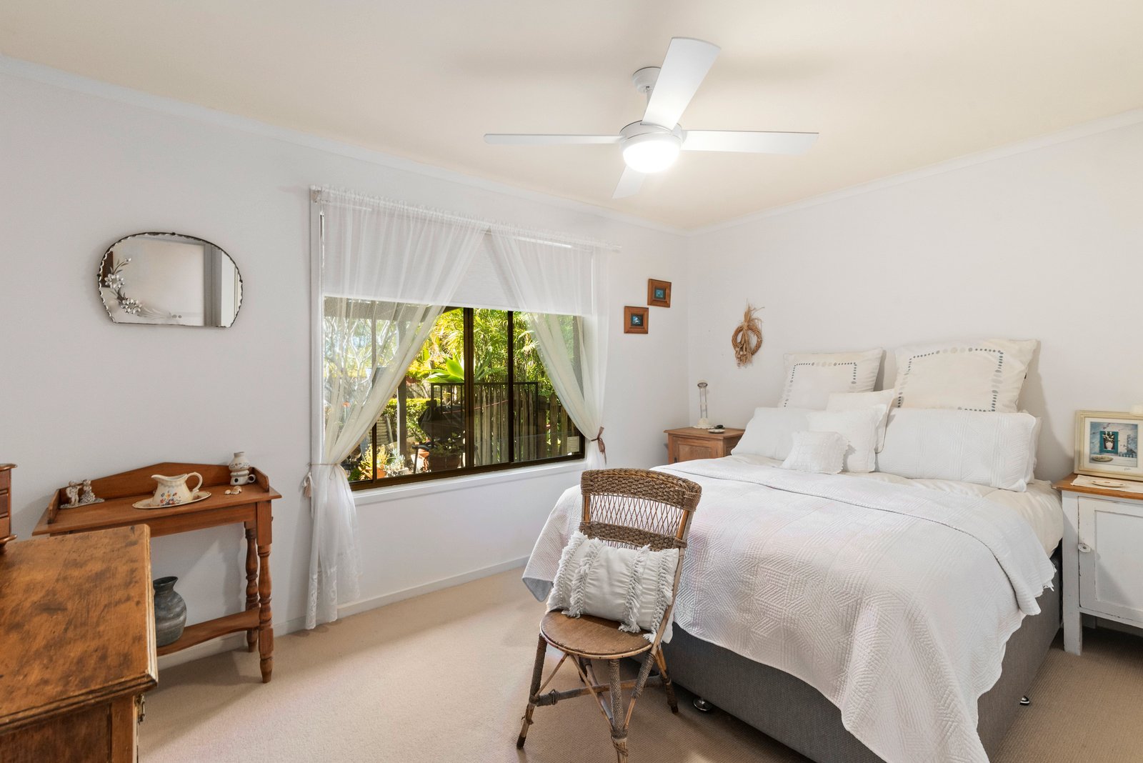 10 Pegasus Court CURRUMBIN WATERS 8